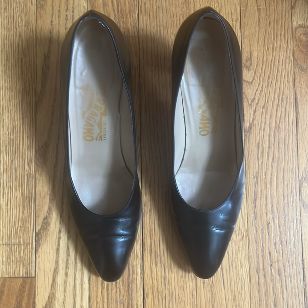 Vintage Salvatore Ferragamo Women's Black Leather Shoes size 8-1/2 AA